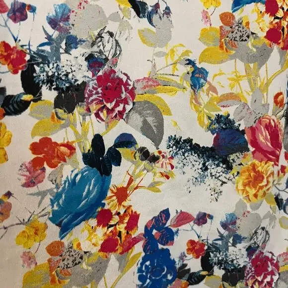 Kut from the Kloth Floral Blouse Gray Short Sleeve Medium - Picture 3 of 6